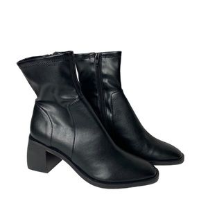Dolce Vita women’s stretch ankle boots black size 8M